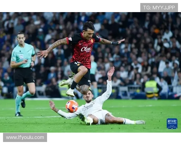 西甲激战爆发桑切斯恶意蹬踏维尼修斯被直接红牌罚下场引热议