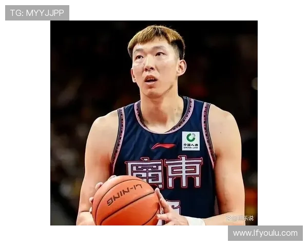 周琦表现惊艳豪华两双助力球队赢得比赛展现超强统治力